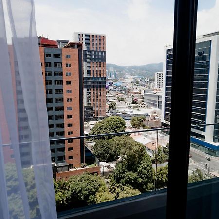 Apartamento De Lujo En Zona 10 과테말라 외부 사진